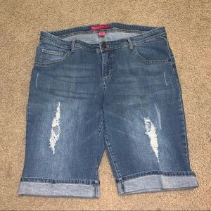 Pure Energy Denim Distressed cuffed shorts